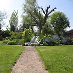 Elbahof, Goed En Goedkoop! Bed & Breakfast Hem