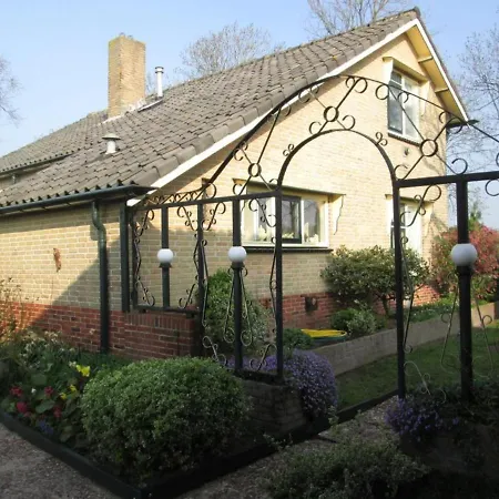 Bed & Breakfast Elbahof, Goed En Goedkoop! *