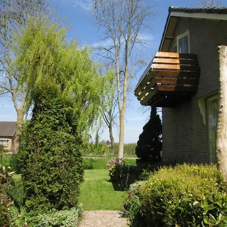 Elbahof, Goed En Goedkoop! Bed & Breakfast *